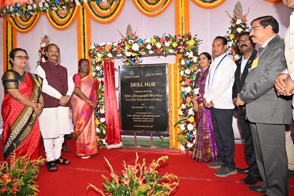 In presence of Hon'ble Governor Shri Raghubar Das and other dignitaries Hon'ble President of India Smt. Droupadi Murmu inaugurated L &T Skill Hub by Prayas Trust at Pahadpur in Mayurbhanj on 21.11.2023