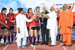 Hon’ble Governor Prof. Ganeshi Lal with dignitaries witnessing the final match of the Asia rugby sevens U.18 girls championship between Hong Kong and China at Kalinga Stadium on 28.10 2018.