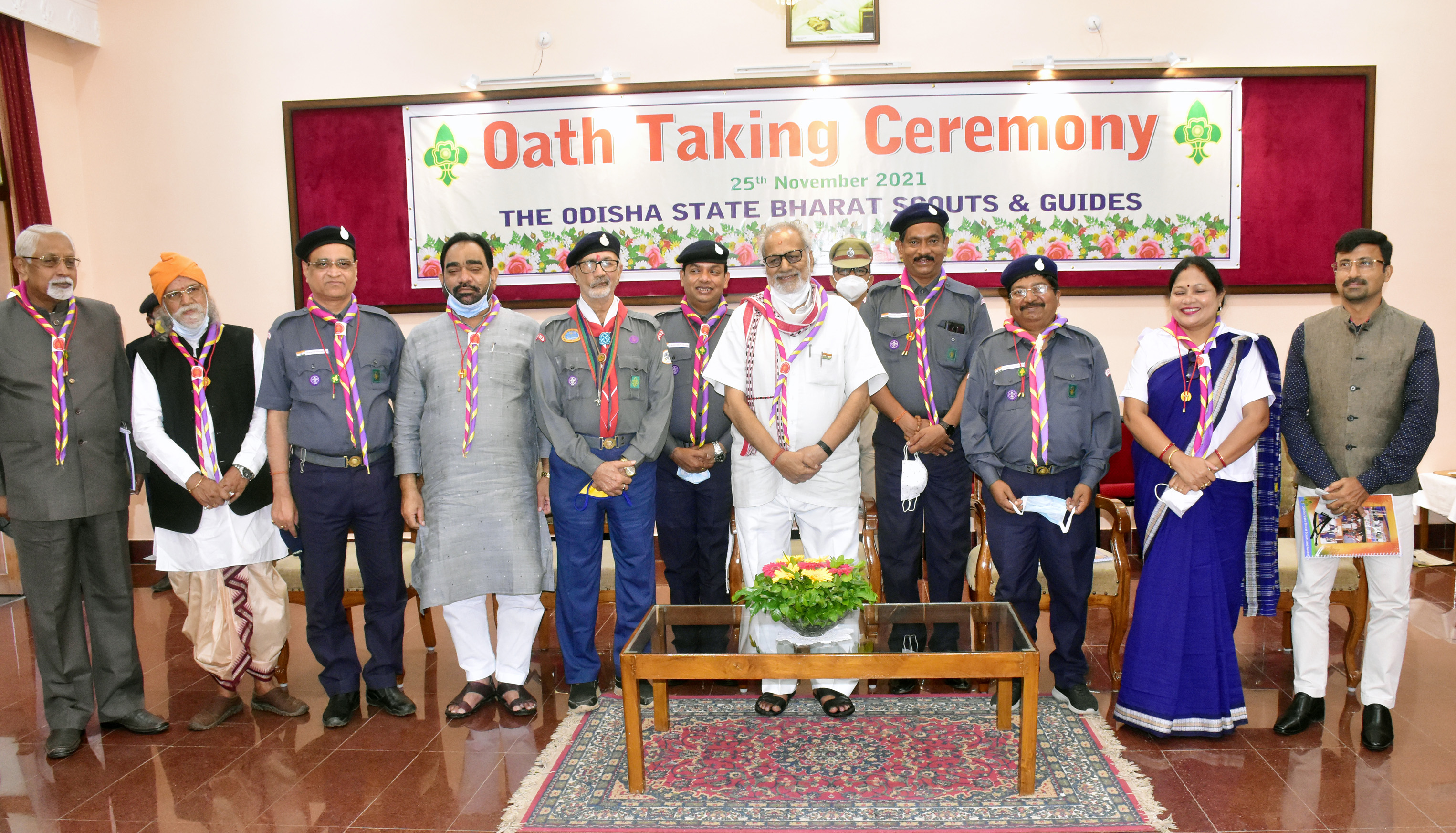 Hon'ble Governor Prof Ganeshi Lal speaking in oath taking ceremony of Odisha State Bharat Scouts and Guides at Rajbhawan on 25.11.2021