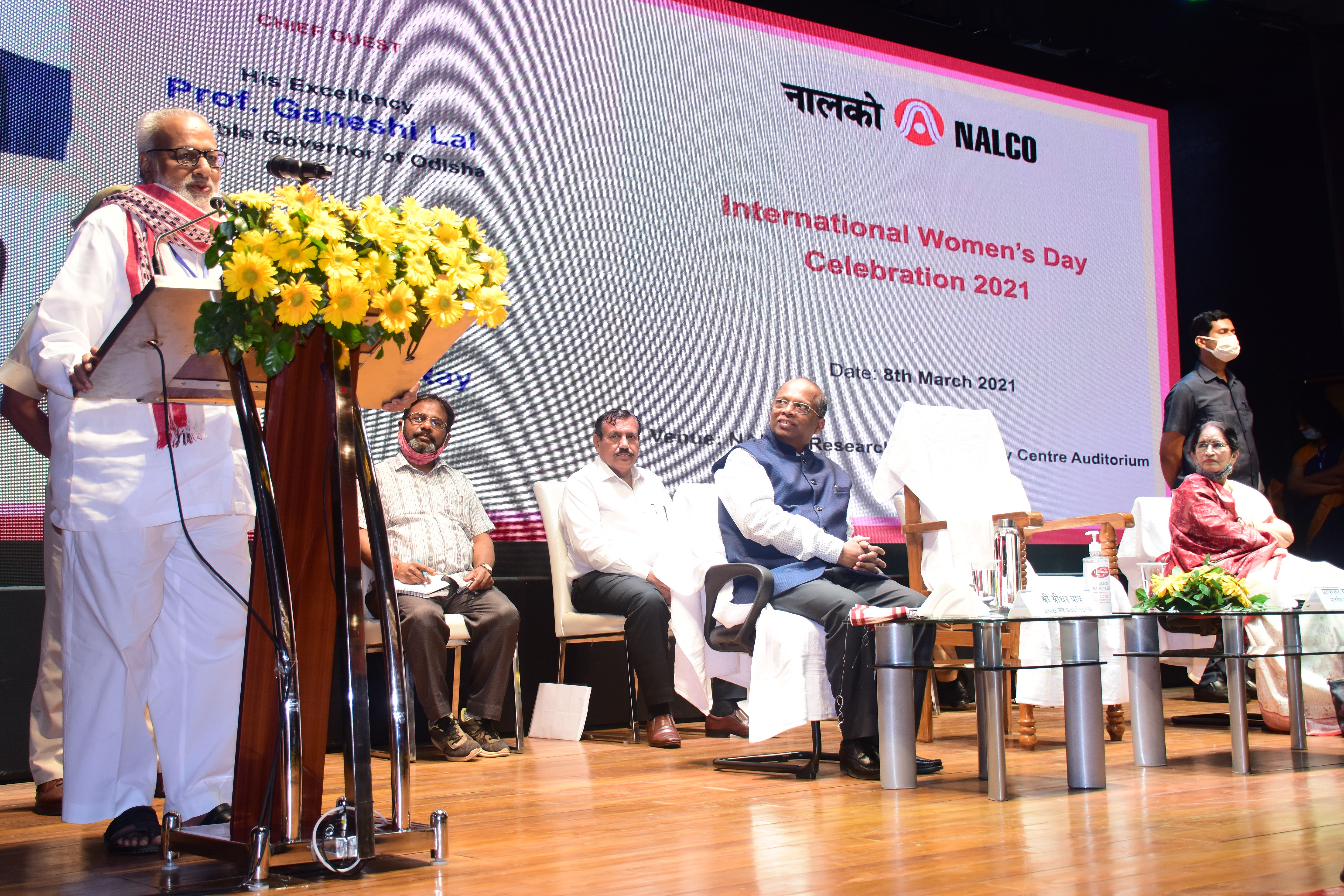 Hon’ble  Governor Prof. Ganeshi Lal with Padmashree Pratibha  Ray and CMD ,NALCO Sridhar Patra in International Women’s Day Celebrations organized by NALCO  in NALCO Research and Training Centre Bhubaneswar on 08.03.2021.